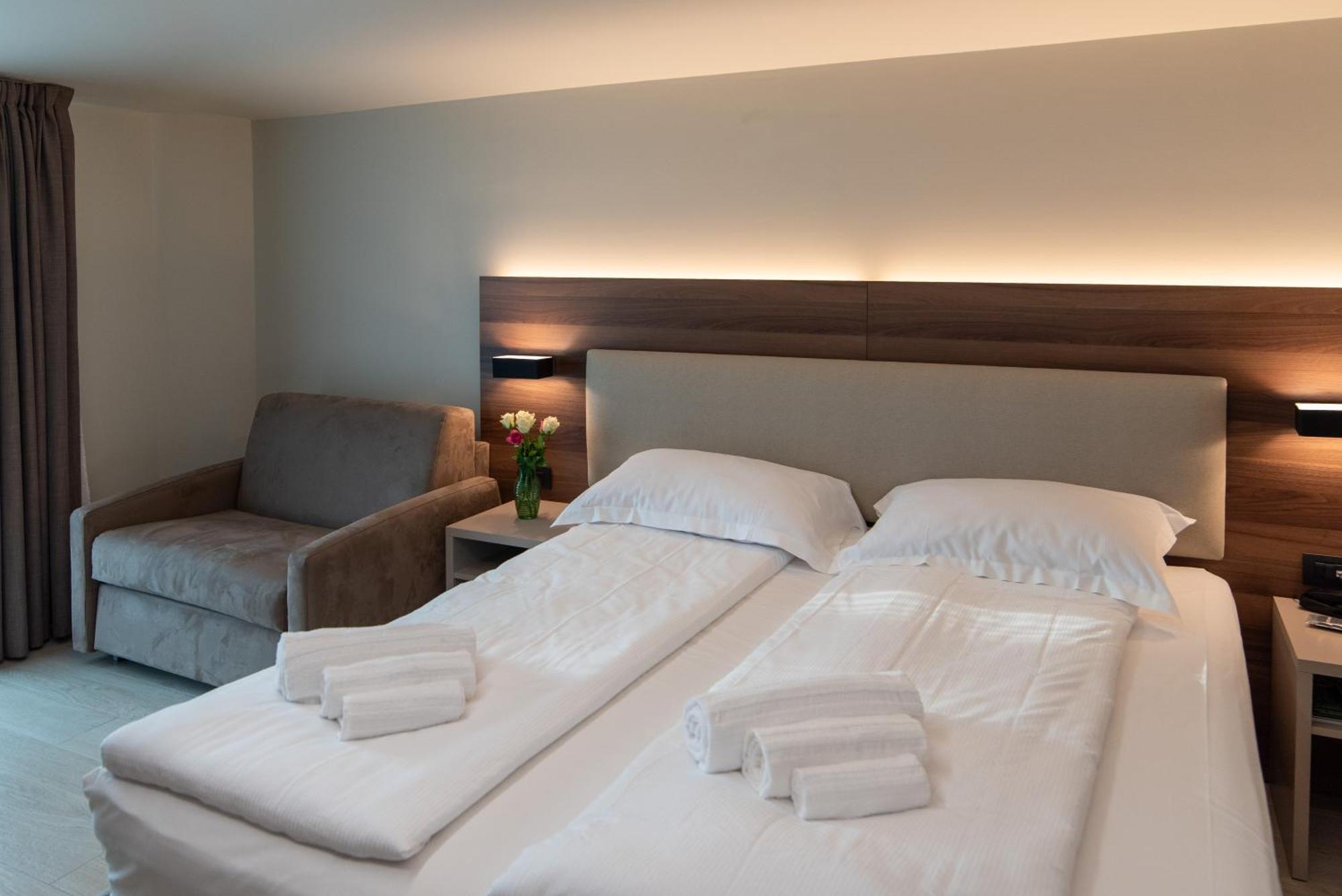 Ile Hotel Peschiera del Garda Exterior photo